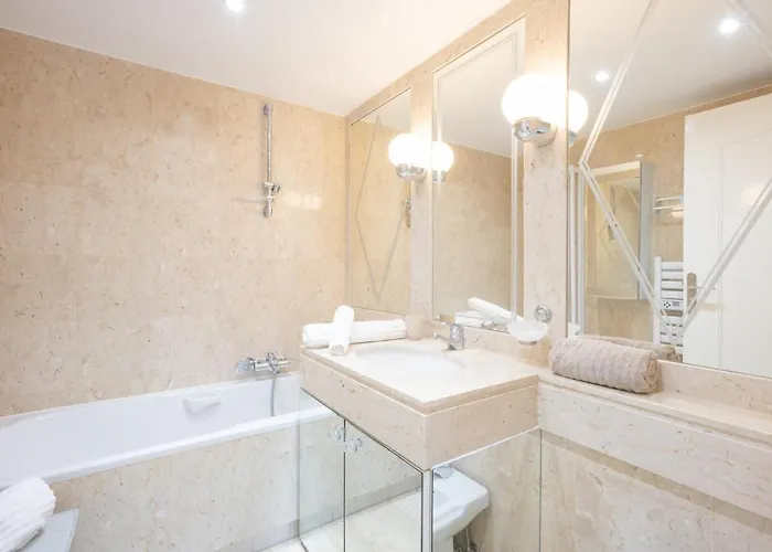 Le Parisien By Winsome Destination