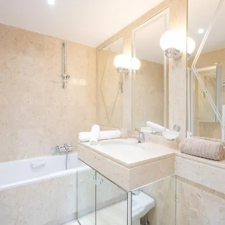 Le Parisien By Winsome Destination